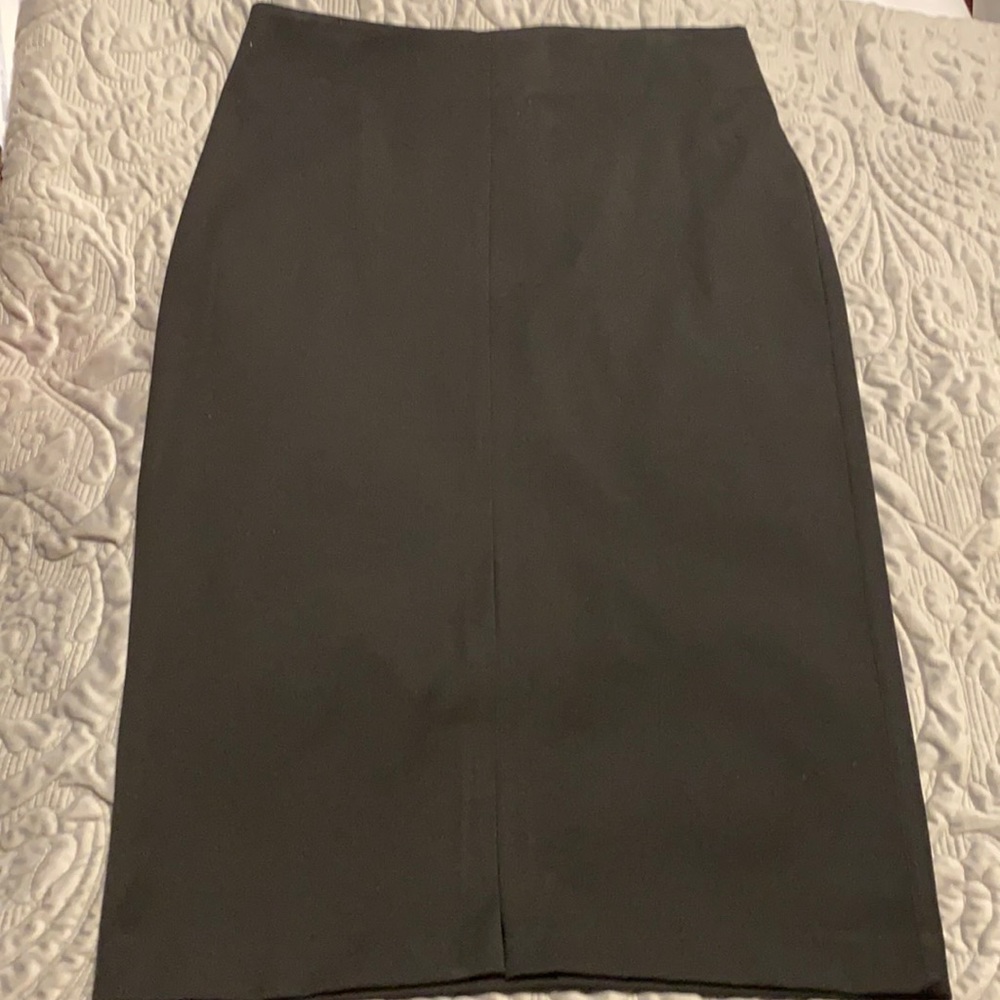 New York and Company Black Pencil Skirt Size 8